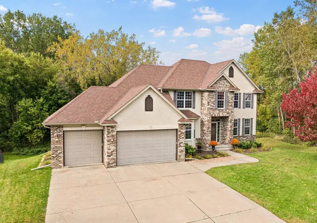 Photo 2 of Single family home for sale at 16381 Gunflint Trl, Lakeville, MN 55044 | MLS# 7143740 | Listing updated on 2026-10-08