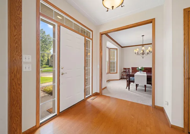 Photo 3 of Single family home for sale at 16381 Gunflint Trl, Lakeville, MN 55044 | MLS# 7143740 | Listing updated on 2026-10-08