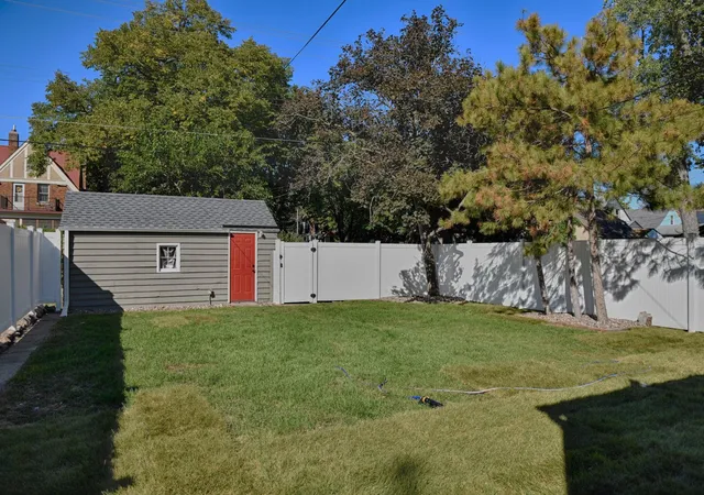 Photo 2 of Single family home for sale at 755 Cottage Ave E, Saint Paul, MN 55106 | MLS# 7143747 | Listing updated on 2026-10-09