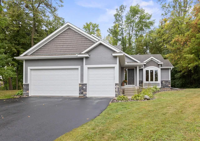 Single family home for sale at 1910 Buffalo Ridge Dr, Buffalo, MN 55313 | MLS# 7143761
