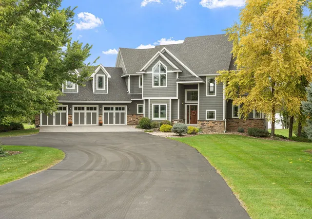 Photo 1 of Mansion for sale at 596 Hahn Dr, Shakopee, MN 55379 | MLS# 7143782 | Listing updated on 2026-09-28