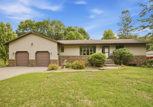 Photo 1 of Single family home for sale at 3531 12th Avenue Se, Saint Cloud, MN 56304 | MLS# 7143786 | Listing updated on 2026-09-15