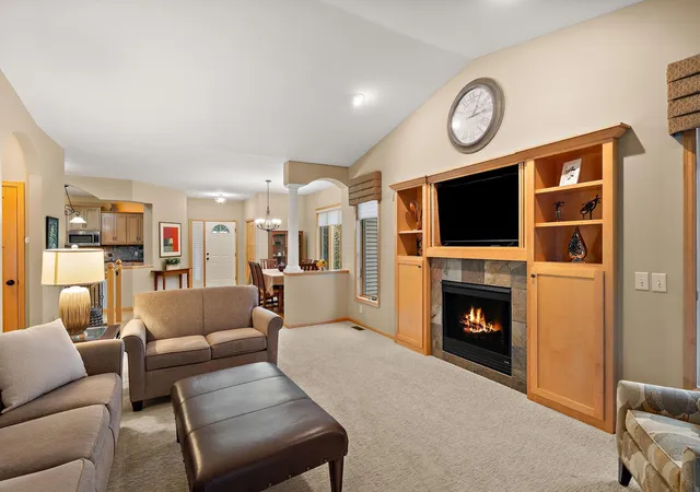 Photo 4 of Single family home for sale at 20639 Kearney Path, Lakeville, MN 55044 | MLS# 7143788 | Listing updated on 2026-09-20