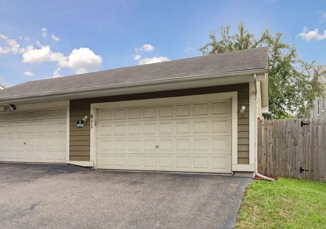 Photo 32 of Single family home for sale at 611 Whitall St, Saint Paul, MN 55130 | MLS# 7143790 | Listing updated on 2026-09-16