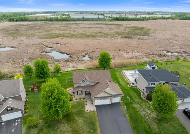 Photo 2 of Single family home for sale at 13827 Savanna Dr, Rogers, MN 55374 | MLS# 7143800 | Listing updated on 2026-09-28