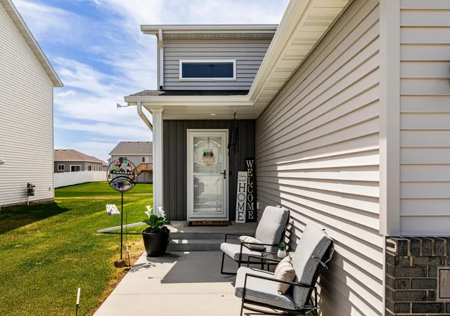 Photo 2 of Single family home for sale at 1151 Marlys Dr W, West Fargo, ND 58078 | MLS# 7143803 | Listing updated on 2026-09-16