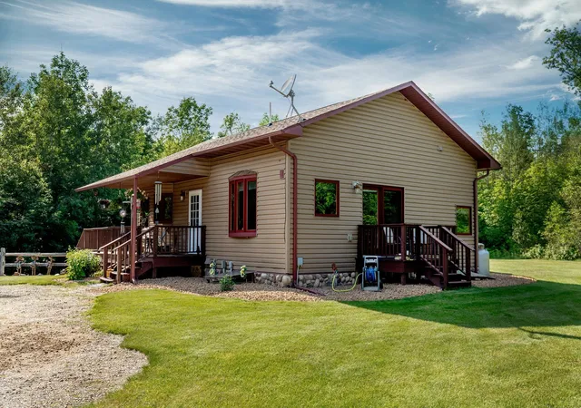 Photo 3 of Single family home for sale at 22626 579th Street, Jacobson, MN 55752 | MLS# 7143811 | Listing updated on 2026-10-09