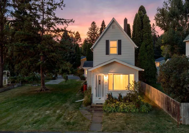 Photo 1 of Sale Pending at 305 103rd Avenue W, Duluth, MN 55808 | MLS# 7143812 | Listing updated on 2026-10-20