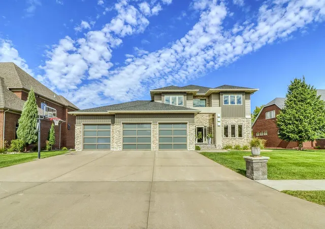 Photo 3 of Sale Pending at 4345 Beach Ln S, Fargo, ND 58104 | MLS# 7143833 | Listing updated on 2026-10-10