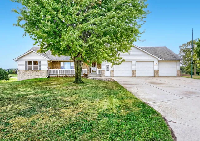 Photo 3 of Single family home for sale at 7030 Dahlgren Rd, Chaska, MN 55318 | MLS# 7143849 | Listing updated on 2026-09-23