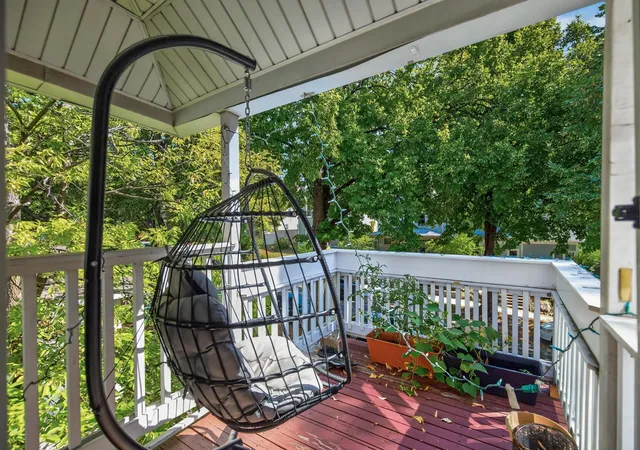 Listing Photo 4 - Condo for sale in building located at 2024 Harriet Ave, Minneapolis, MN 55405
