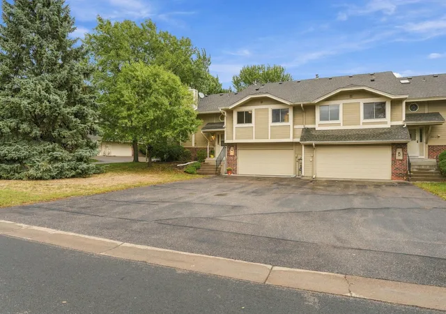 Photo 2 of Single family home for sale at 8414 Zinnia Ln N, Maple Grove, MN 55369 | MLS# 7143891 | Listing updated on 2026-09-30