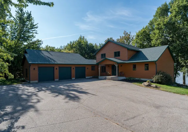 Photo 1 of Single family home for sale at 26047 Island Rd, Cleveland, MN 56017 | MLS# 7143916 | Listing updated on 2026-10-14