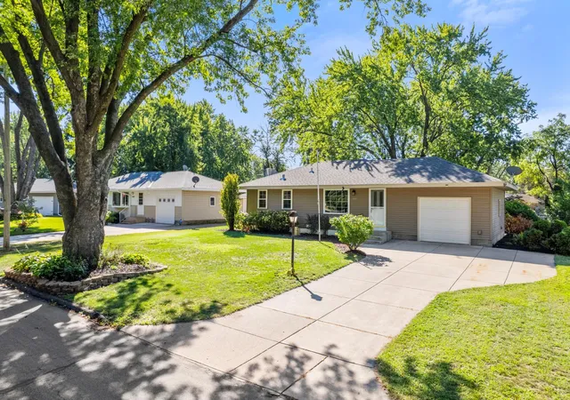 Photo 3 of Single family home for sale at 10913 Washington St Ne, Minneapolis, MN 55434 | MLS# 7143931 | Listing updated on 2026-10-22