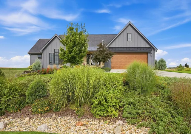 Photo 2 of Single family home for sale at 6328 Paint Rd Nw, Byron, MN 55920 | MLS# 7143936 | Listing updated on 2026-09-19