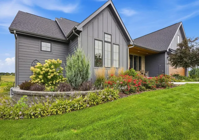 Photo 3 of Single family home for sale at 6328 Paint Rd Nw, Byron, MN 55920 | MLS# 7143936 | Listing updated on 2026-09-19