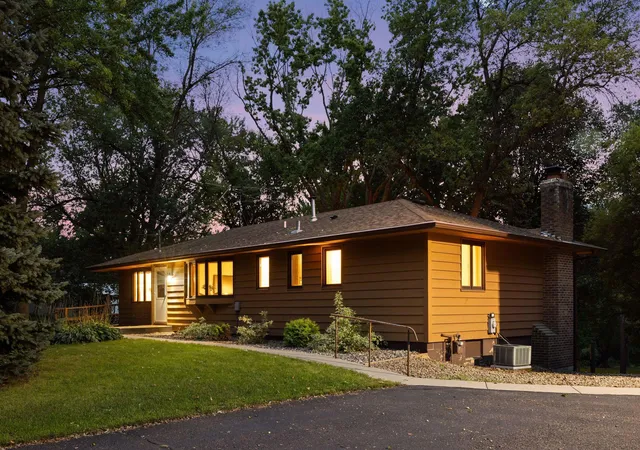 Photo 3 of Single family home for sale at 2725 Nelson Rd, Delano, MN 55328 | MLS# 7143945 | Listing updated on 2026-09-24