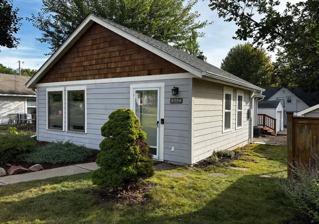Photo 1 of Single family home for sale at 5637 13th Avenue S, Minneapolis, MN 55417 | MLS# 7143984 | Listing updated on 2026-10-04