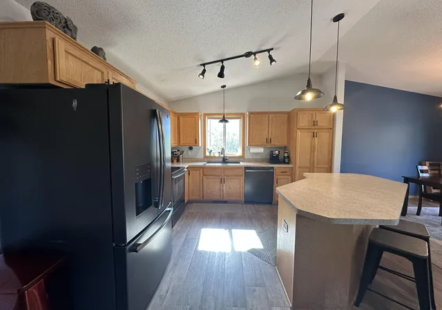 Photo 3 of Single family home for sale at 18066 Lincoln Cir Nw, Elk River, MN 55330 | MLS# 7143987 | Listing updated on 2026-09-18