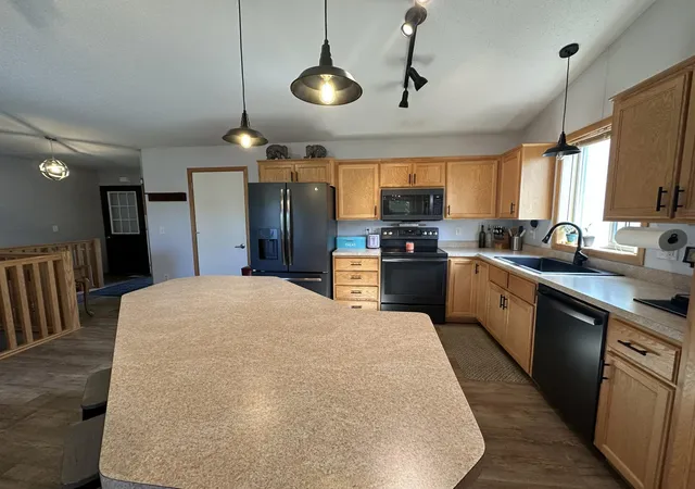 Photo 4 of Single family home for sale at 18066 Lincoln Cir NW, Elk River, MN 55330 | MLS# 7143987 | Listing updated on 2026-09-18