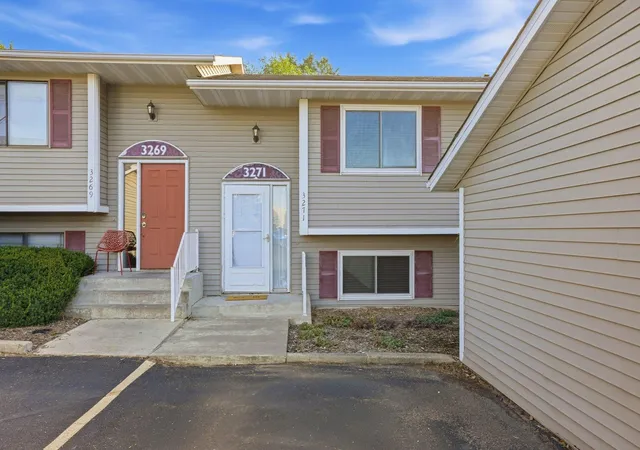 Photo 1 of Single family home for sale at 3271 Dodd Ln, Saint Paul, MN 55121 | MLS# 7144001 | Listing updated on 2026-10-16
