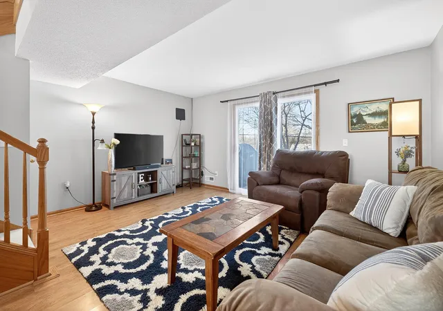 Photo 4 of Single family home for sale at 3271 Dodd Ln, Saint Paul, MN 55121 | MLS# 7144001 | Listing updated on 2026-10-16
