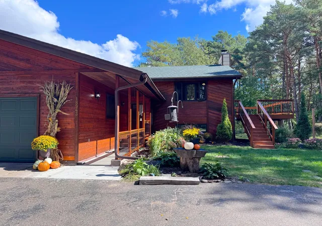 Photo 2 of Single family home for sale at 18943 Fillmore St Ne, Cedar, MN 55011 | MLS# 7144006 | Listing updated on 2026-10-06