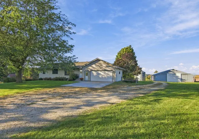 Photo 2 of Single family home for sale at 12321 335th Street, Goodhue, MN 55027 | MLS# 7144009 | Listing updated on 2026-10-06
