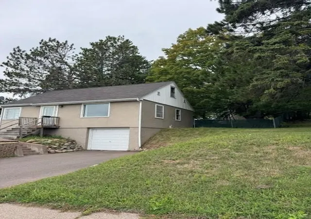 Photo 2 of Single family home for sale at 4125 Woodland Ave, Duluth, MN 55803 | MLS# 7144031 | Listing updated on 2026-09-28