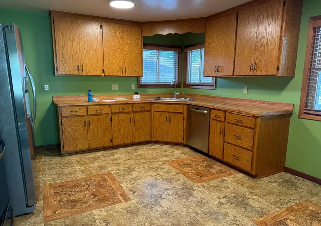 Photo 2 of Single family home for sale at 2055 English St, Saint Paul, MN 55109 | MLS# 7144032 | Listing updated on 2026-09-15