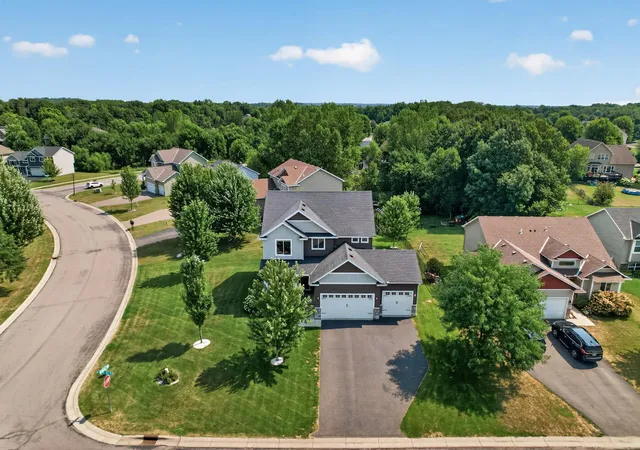 Photo 3 of Single family home for sale at 625 Kadler Ave Ne, Hanover, MN 55341 | MLS# 7144046 | Listing updated on 2026-09-16