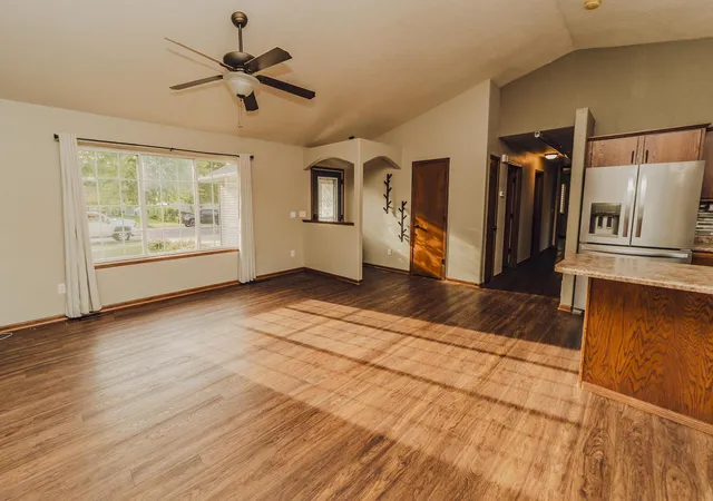 Photo 3 of Single family home for sale at 113 Timberwolf Ct, Mankato, MN 56001 | MLS# 7144049 | Listing updated on 2026-09-15