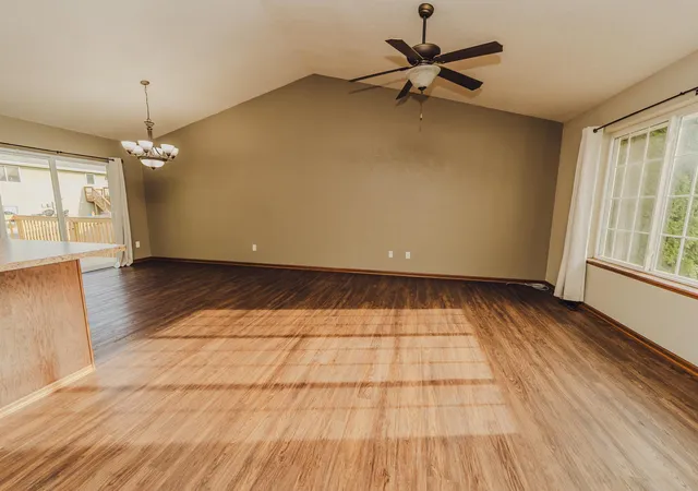 Photo 3 of Single family home for sale at 113 Timberwolf Ct, Mankato, MN 56001 | MLS# 7144049 | Listing updated on 2026-09-15