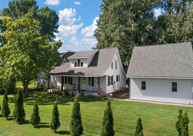 Photo 3 of Single family home for sale at 15643 100th Avenue, Milaca, MN 56353 | MLS# 7144069 | Listing updated on 2026-10-09