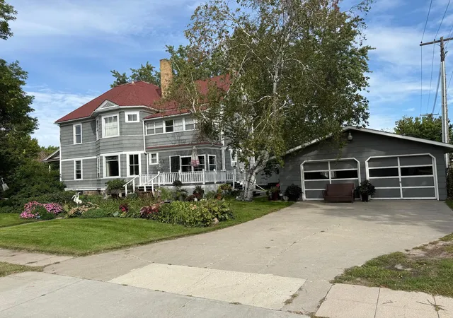 Photo 3 of Single family home for sale at 109 S Mill St, Fertile, MN 56540 | MLS# 7144070 | Listing updated on 2026-09-15