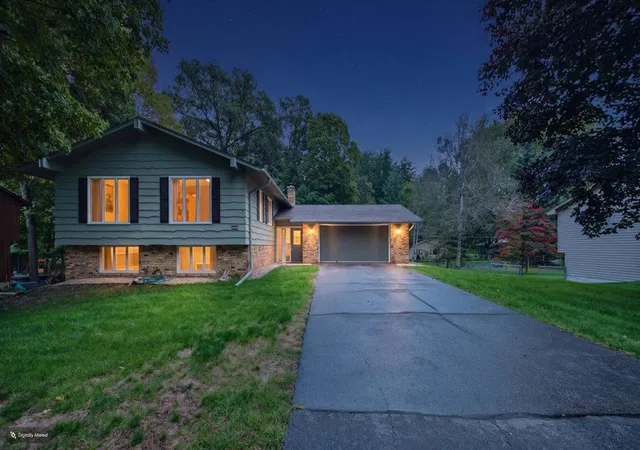 Photo 2 of Single family home for sale at 2230 Urbandale Ln N, Minneapolis, MN 55447 | MLS# 7144072 | Listing updated on 2026-10-09