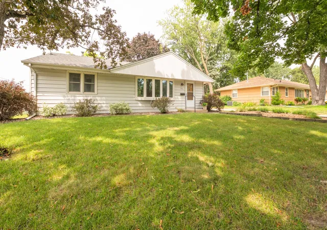 Photo 3 of Single family home for sale at 671 58th Avenue Ne, Minneapolis, MN 55432 | MLS# 7144084 | Listing updated on 2026-10-08