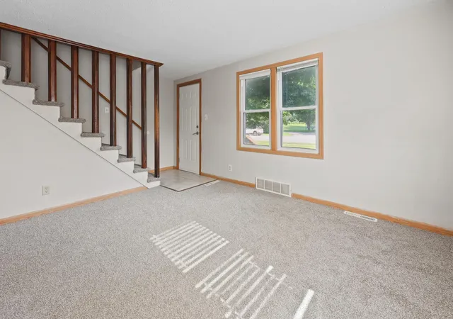 Photo 3 of Single family home for sale at 818 E Minnesota St, Saint Joseph, MN 56374 | MLS# 7144095 | Listing updated on 2026-09-18