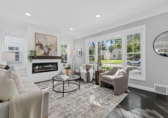 Photo 3 of Single family home for sale at 5533 Thomas Ave S, Minneapolis, MN 55410 | MLS# 7144128 | Listing updated on 2026-10-05