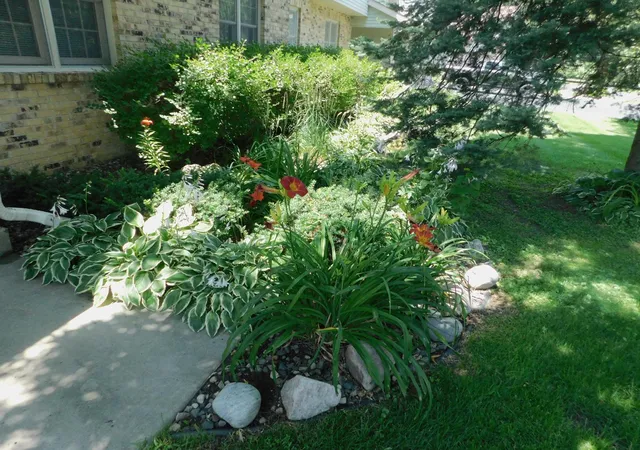 Listing Photo 4 - Condo for sale in building located at 4293 Oakmede Ln, White Bear Lake, MN 55110 - Unit #46C