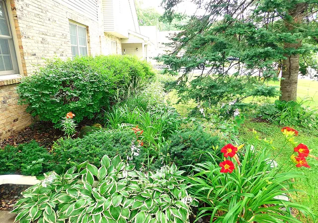 Listing Photo 5 - Condo for sale in building located at 4293 Oakmede Ln, White Bear Lake, MN 55110 - Unit #46C