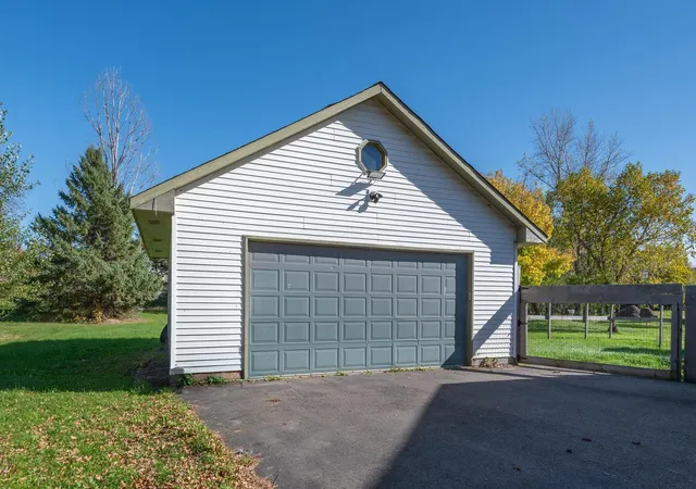 Photo 2 of Single family home for sale at 7614 Labeaux Ave NE, Albertville, MN 55301 | MLS# 7144157 | Listing updated on 2026-10-21