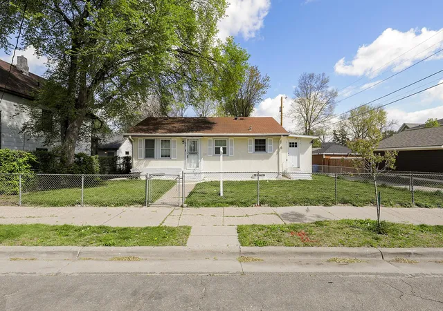 Photo 1 of Sale Pending at 1814 4th Avenue N, Minneapolis, MN 55405 | MLS# 7144172 | Listing updated on 2026-09-22