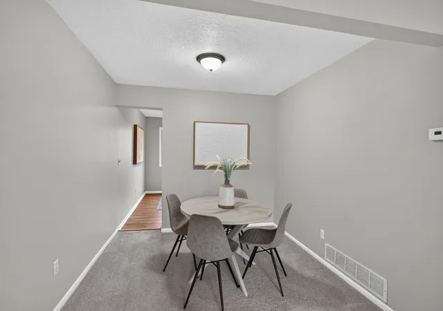 Photo 3 of Single family home for sale at 456 Dorland Ct S, Saint Paul, MN 55119 | MLS# 7144180 | Listing updated on 2026-09-17