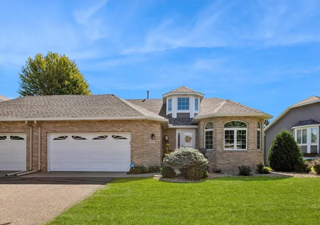 Single family home for sale at 3012 Highpointe Curv, Saint Paul, MN 55113 | MLS# 7144188