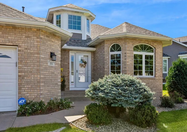 Photo 1 of Single family home for sale at 3012 Highpointe Curv, Saint Paul, MN 55113 | MLS# 7144188 | Listing updated on 2026-09-18