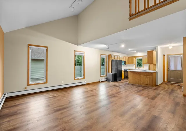 Photo 3 of Single family home for sale at 8008 Mount Curv Blvd, Minneapolis, MN 55445 | MLS# 7144192 | Listing updated on 2026-10-09