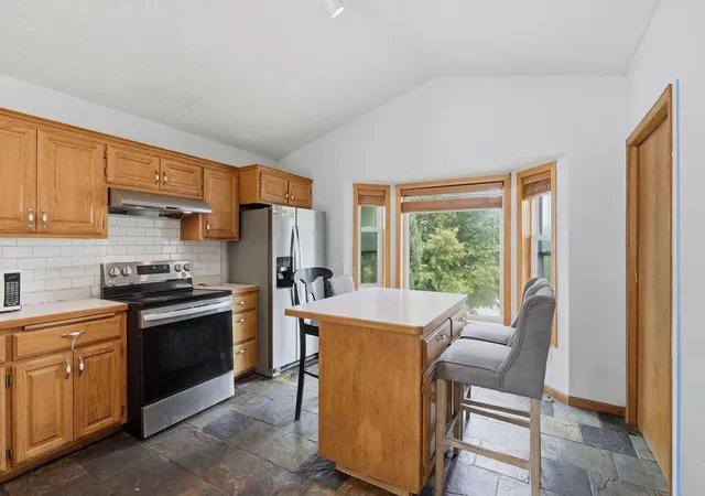 Photo 3 of Single family home for sale at 17373 Glencoe Ave, Lakeville, MN 55044 | MLS# 7144241 | Listing updated on 2026-09-15