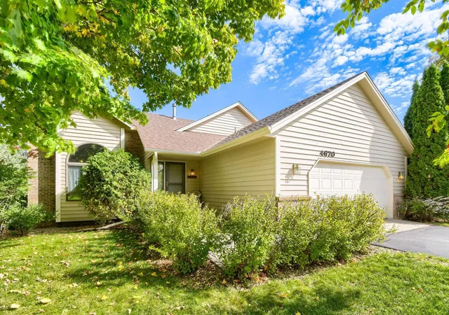 Photo 2 of Single family home for sale at 4670 Manor Dr, Saint Paul, MN 55123 | MLS# 7144244 | Listing updated on 2026-10-08