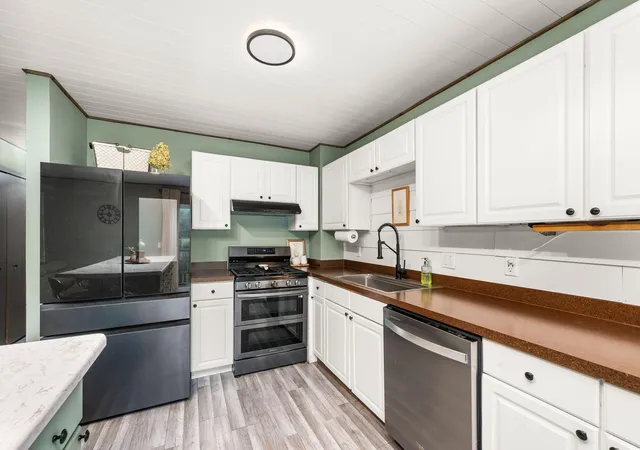 Photo 3 of Townhouse for sale at 9787 Cavell Cir, Minneapolis, MN 55438 | MLS# 7144257 | Listing updated on 2026-10-05